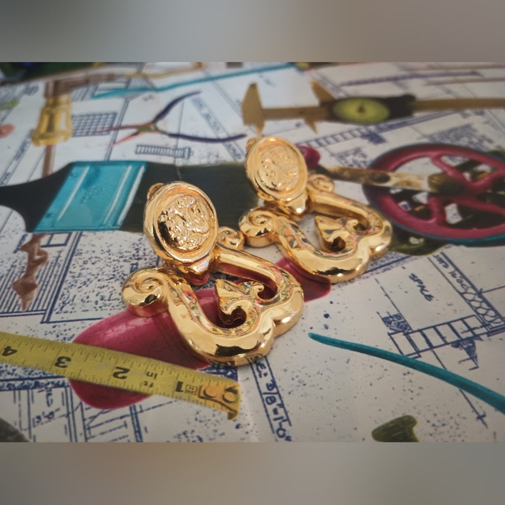 ๐ '90s Vintage Fendi Janus Large Statement Earrings - Picture 6 of 13